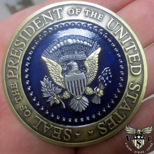 US-MILITARY-President-Trump-Coin back